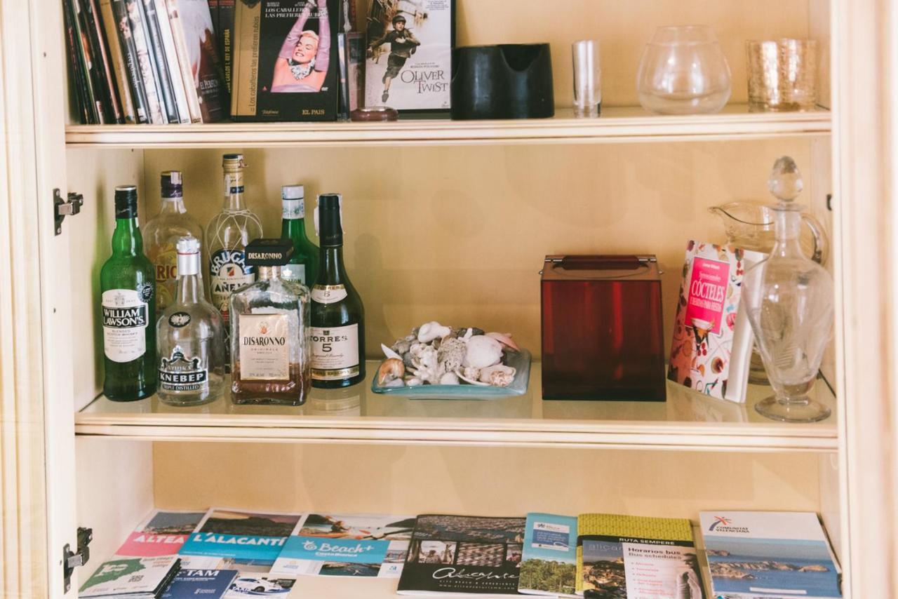 Bright Apartment In The City Center アリカンテ エクステリア 写真